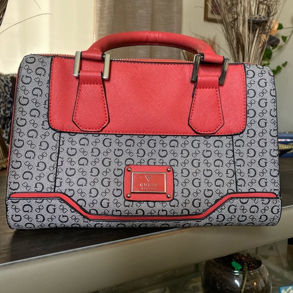 Guess Handbags - Guess Hand Bag